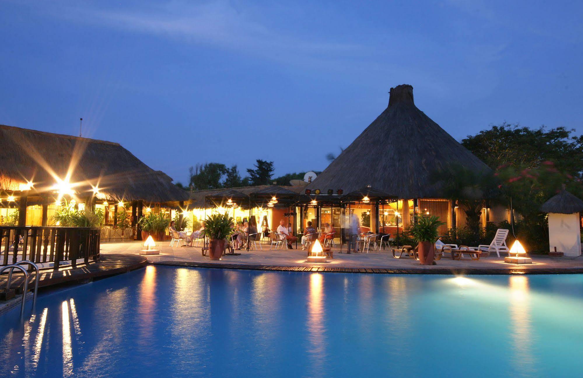 Kombo Beach Serrekunda Exterior photo